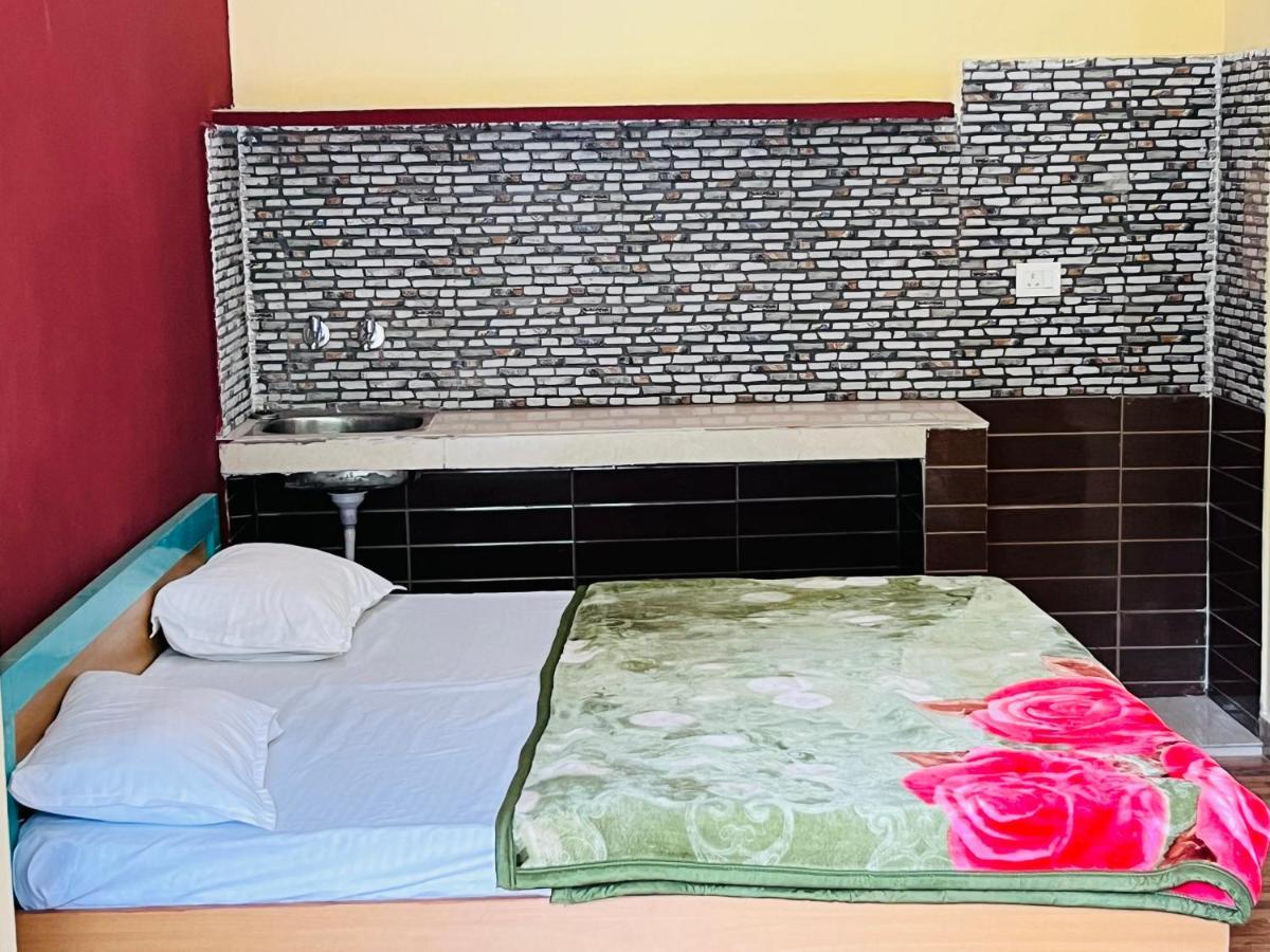 Girish Alay Home Stay Rudraprayāg Exterior photo