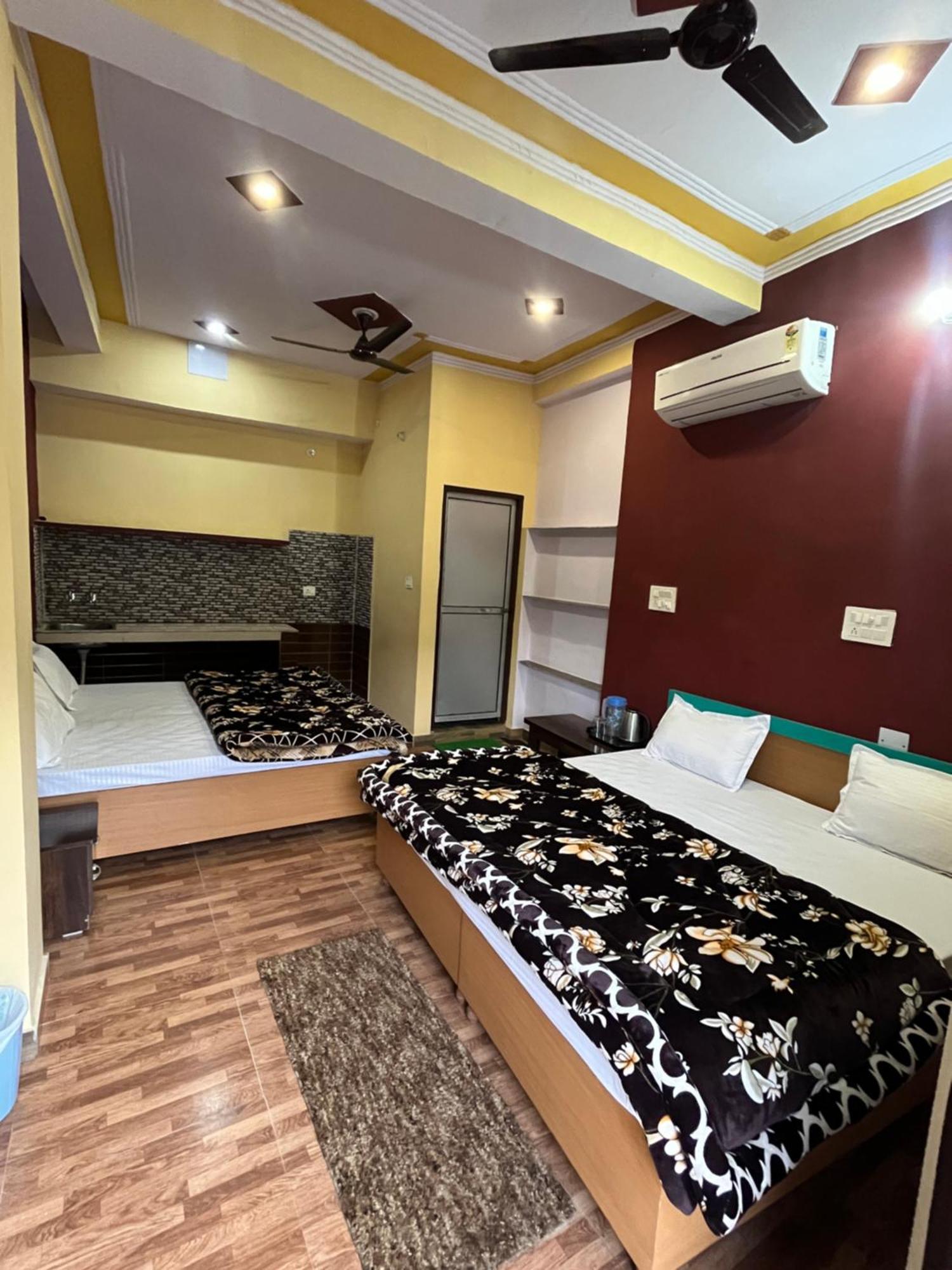 Girish Alay Home Stay Rudraprayāg Exterior photo